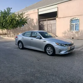 Kia Optima 2020