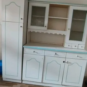 кухонный шкаф