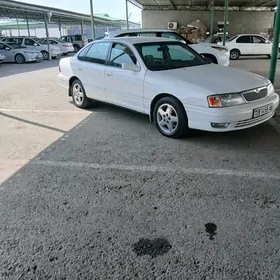 Toyota Avalon 1999