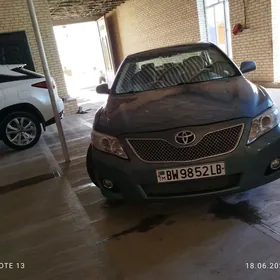 Toyota Camry 2011