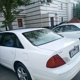 Toyota Avalon 2000