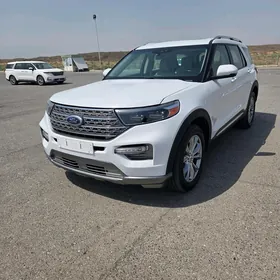 Ford Explorer 2021