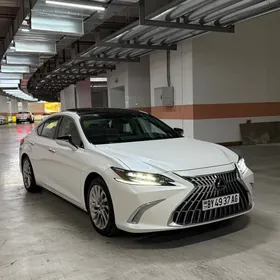 Lexus ES 350 2020