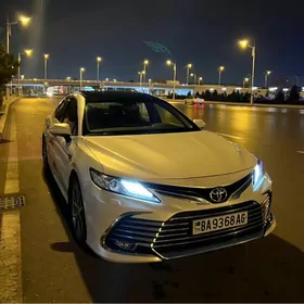 Toyota Camry 2022
