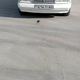 Mercedes-Benz 230E 1992