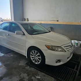 Toyota Camry 2010