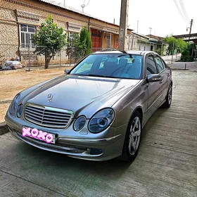 Mercedes-Benz E500 2003