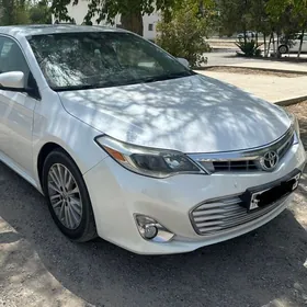 Toyota Avalon 2013