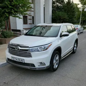 Toyota Highlander 2016