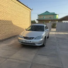Toyota Camry 2003