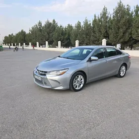 Toyota Camry 2015