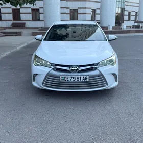 Toyota Camry 2016