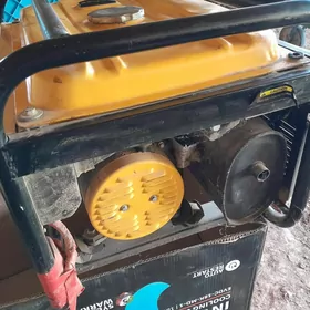 Tok öndürýän generator