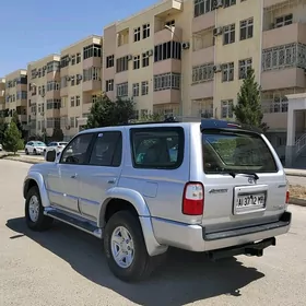 Toyota 4Runner 2000