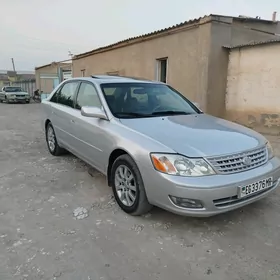 Toyota Avalon 2000