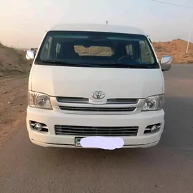Toyota Hiace 2008