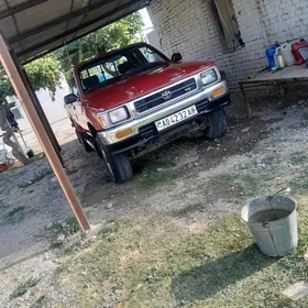 Toyota Hilux 1999