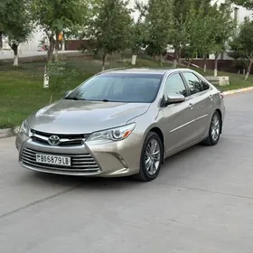 Toyota Camry 2017