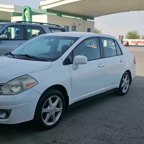 Nissan Versa 2010