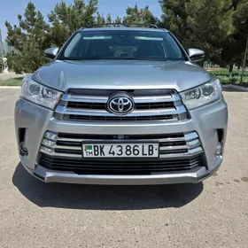 Toyota Highlander 2017