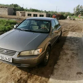 Toyota Camry 1999