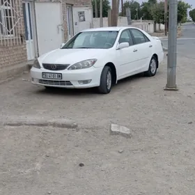 Toyota Camry 2004