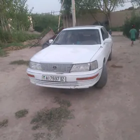 Lexus LS 1995
