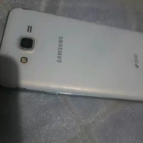 SAMSUNG J7