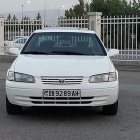Toyota Camry 1999