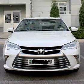 Toyota Camry 2016