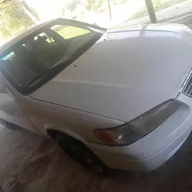 Toyota Camry 1998