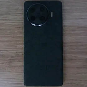 Techno Spark 20 Pro+