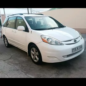 Toyota Sienna 2007