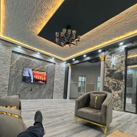 Full villa jay