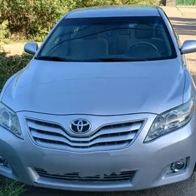 Toyota Camry 2011