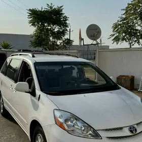 Toyota Sienna 2007
