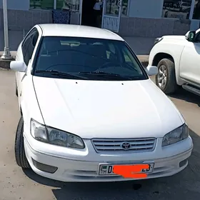 Toyota Camry 1997