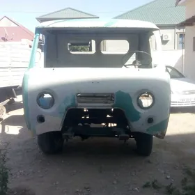 UAZ 452 1984