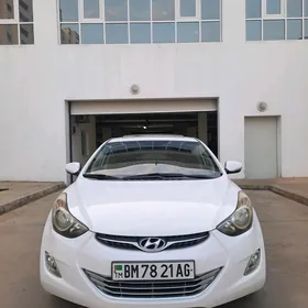 Hyundai Elantra 2013