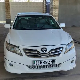 Toyota Camry 2010