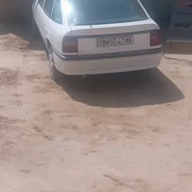 Opel Vectra 1992