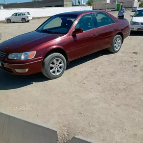 Toyota Camry 2000