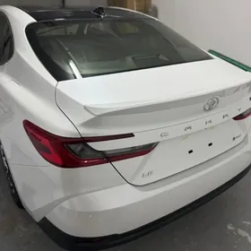 Toyota Camry 2025