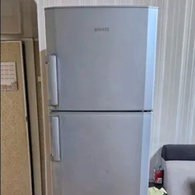 BEKO холодильник
