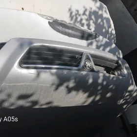 Kapot opel astra j
