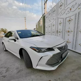 Toyota Avalon 2019