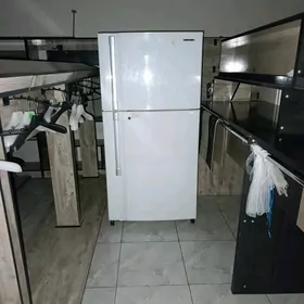 Hitachi holodilnik ulysy