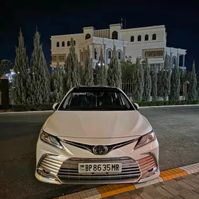 Toyota Camry 2020
