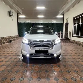 Nissan Pathfinder 2023