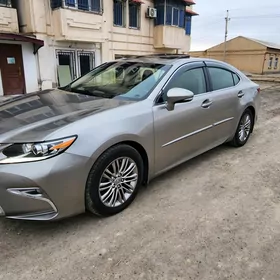 Lexus ES 350 2015